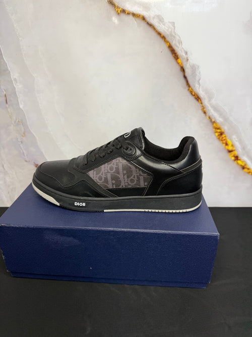 B27 Uptown Low-Top Sneaker