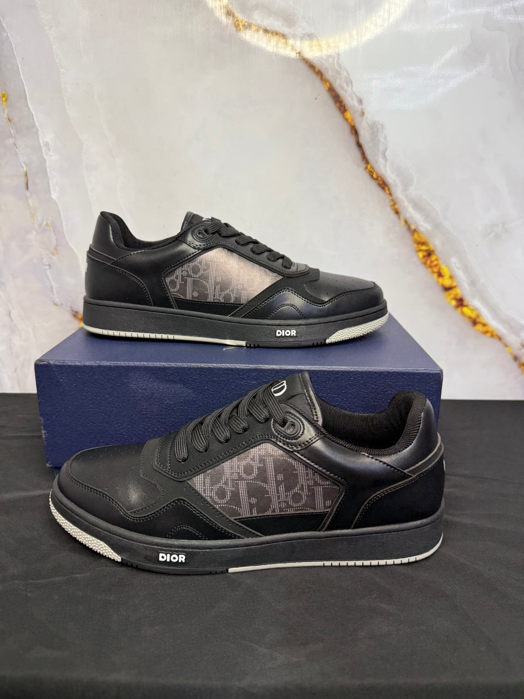 B27 Uptown Low-Top Sneaker