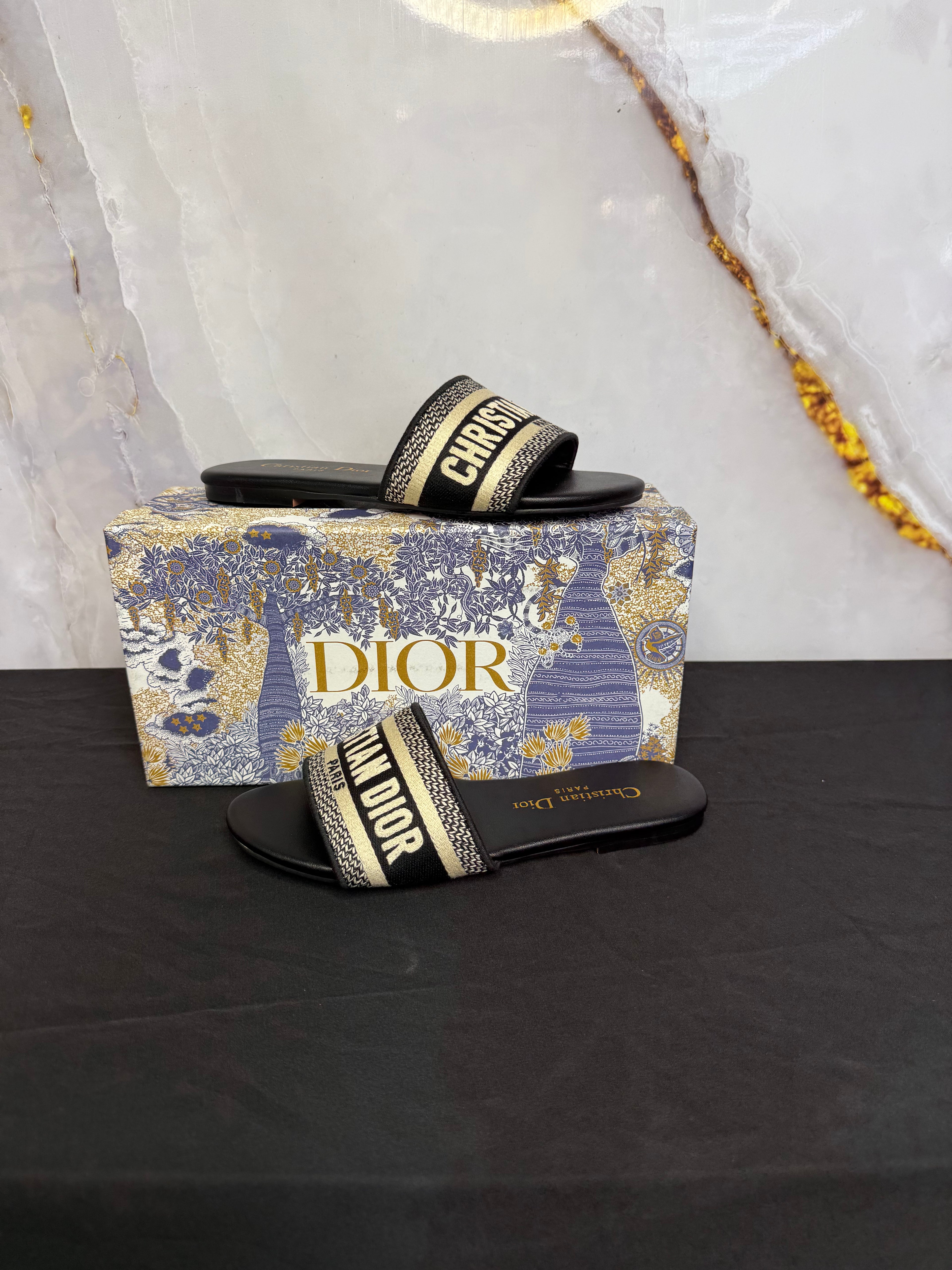 Dior Dway slide